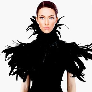 Feathered neck shall